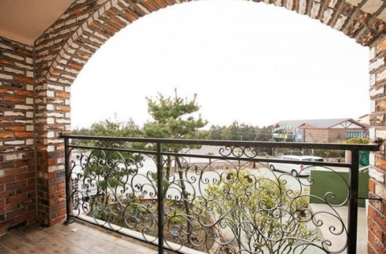 Jeju Ts Youth Hostel & Resort Seogwipo Exterior photo
