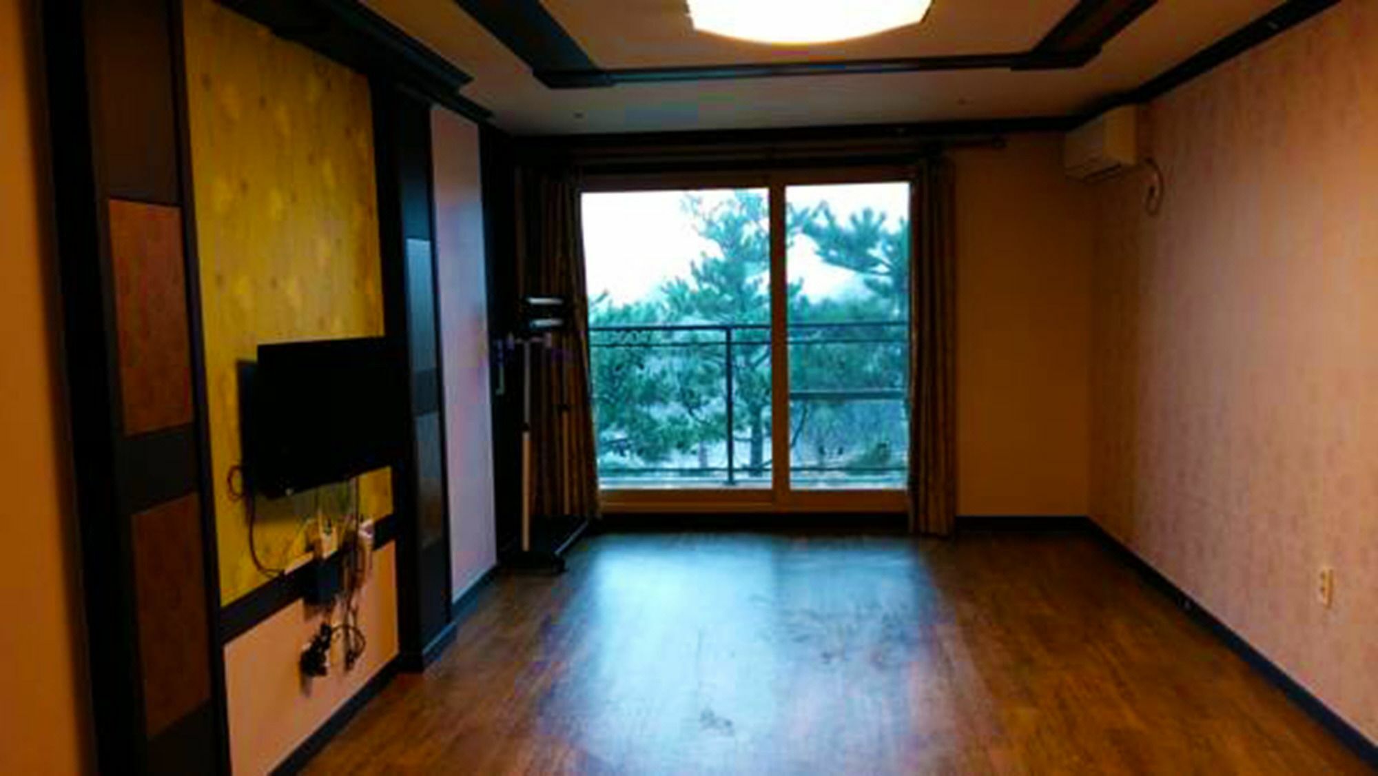 Jeju Ts Youth Hostel & Resort Seogwipo Exterior photo