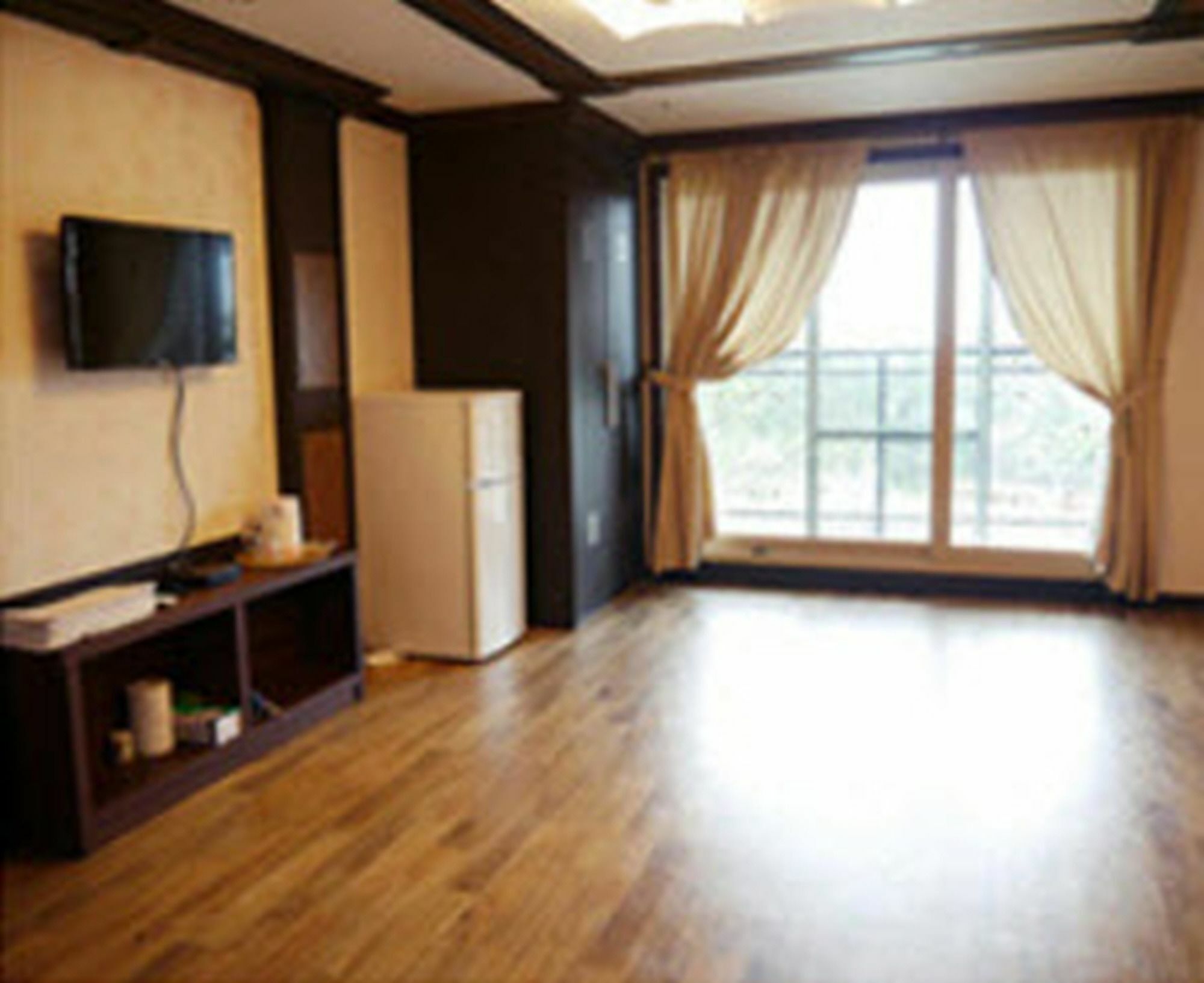 Jeju Ts Youth Hostel & Resort Seogwipo Exterior photo